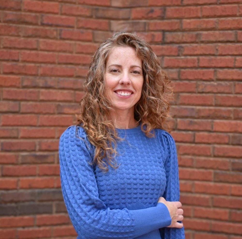 Photo of Dr. Tracey Huffman